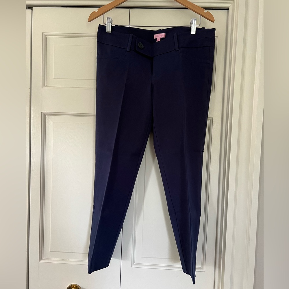 Lilly Pulitzer Luxury Capri EUC Navy size 10 Mid Rise